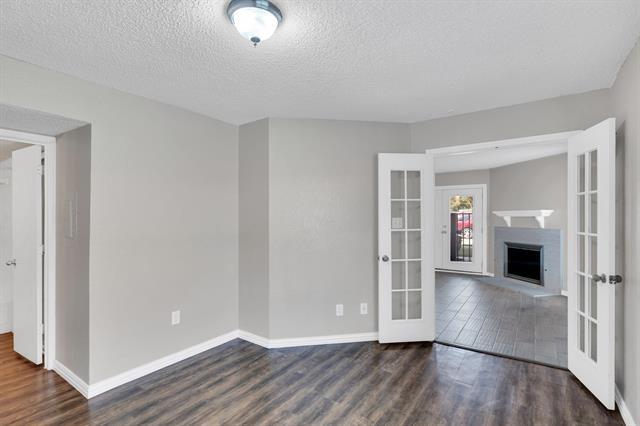 Building Photo - 2309 Balsam Dr