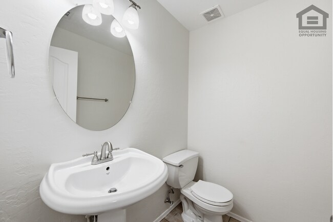 Building Photo - 4Bed + OFFICE + LOFT in Peoria! Ready for Immediate Move-In! -- FULLY REMODELED!