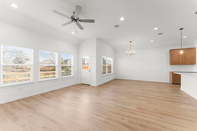 Building Photo - 11820 Whirlaway Dr