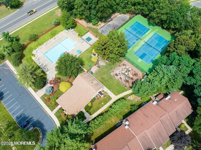 Building Photo - 113 Dundee Ct
