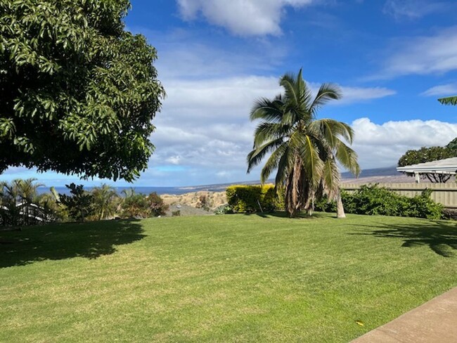 Building Photo - Ocean and Mountain Views!  3 Bedroom / 2 B...