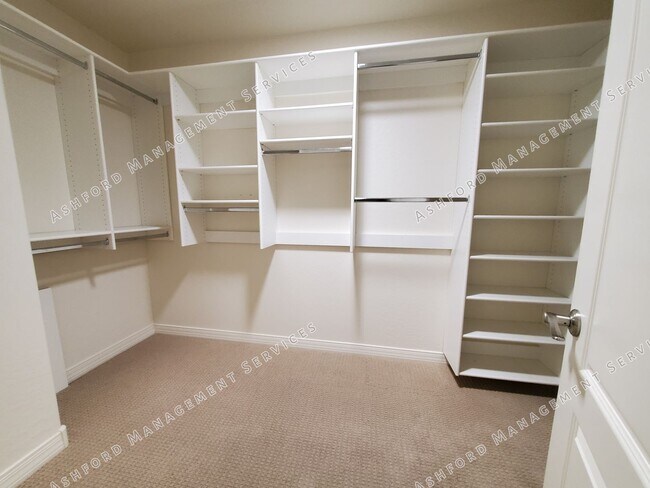 Building Photo - RANCHO CABRILLO 5 BEDROOM HOME FOR RENT