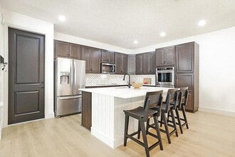 Building Photo - 6151 Yerba Buena Ct
