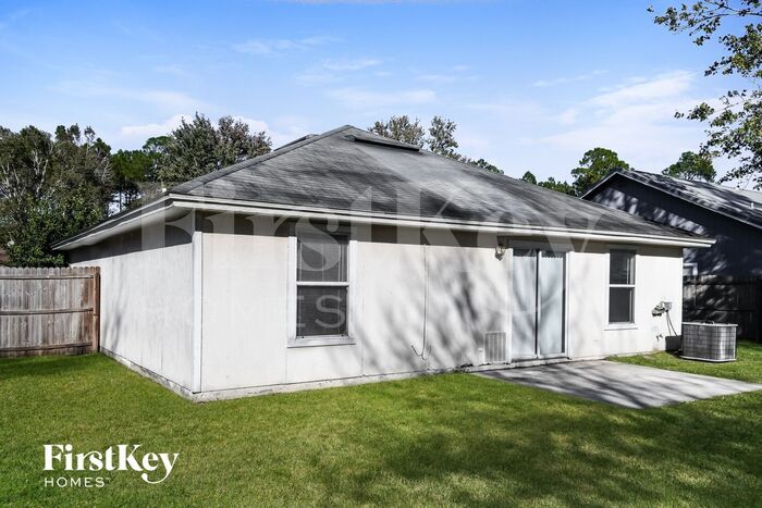 Building Photo - 470 Moby Dick Dr N