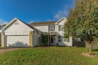 Building Photo - Bright and Spacious 4 Bedroom Home | Bellevue