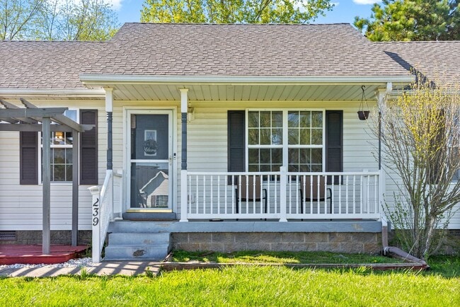 Building Photo - 239 Golden Pond Ave