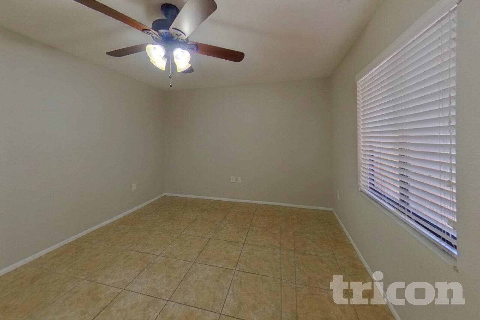 Building Photo - 7756 Sugar Bend Dr