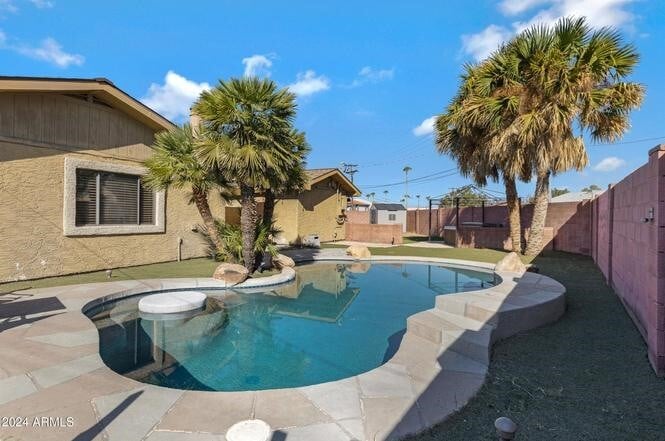 Primary Photo - 1859 N Morris