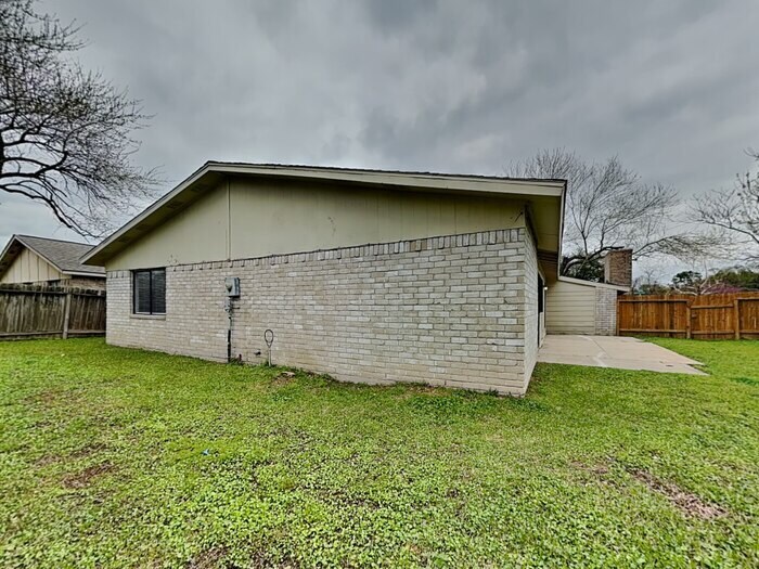 Building Photo - 3926 Broken Elm Dr