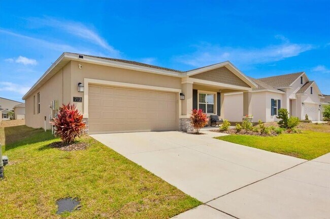 Building Photo - 717 Citrus Reserve Blvd