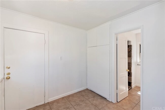 Building Photo - 3495 N Sierra Way