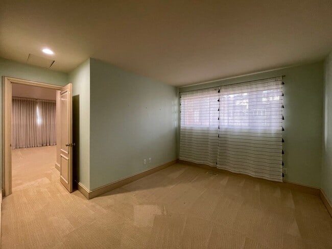 Building Photo - Gorgeous Mid-Century Modern Home Adjacent to BYU