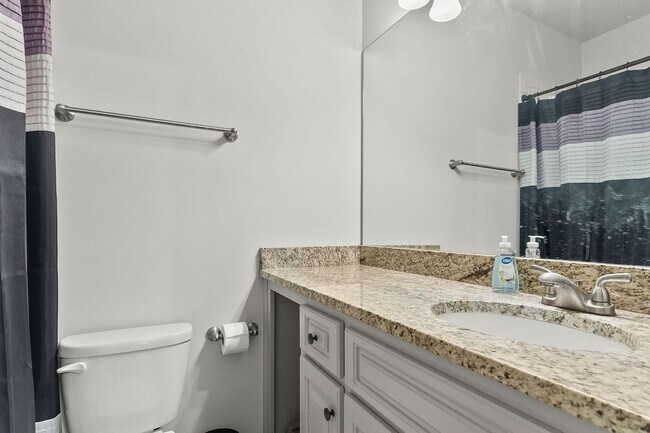 Building Photo - Spacious 3 Bedroom 3.5 Bath Available Fall 2026! Schedule your Tour and Apply today!