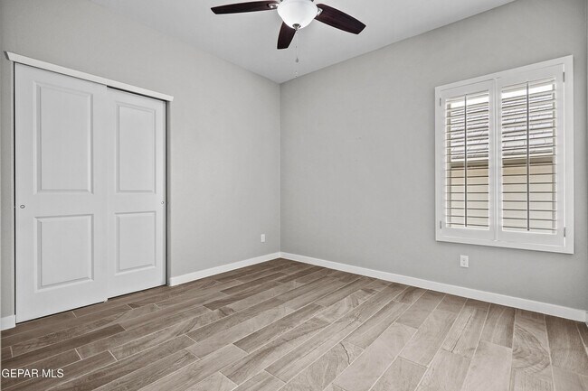 Building Photo - 7348 Mule Team Dr