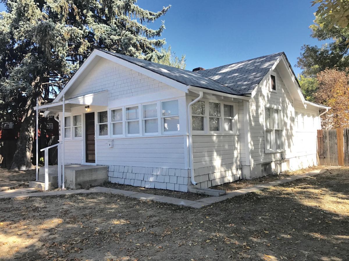 Building Photo - 1446 Valentia St