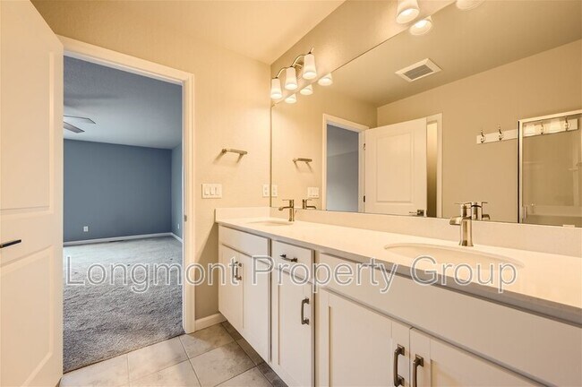 Building Photo - 609 Stonebridge Dr