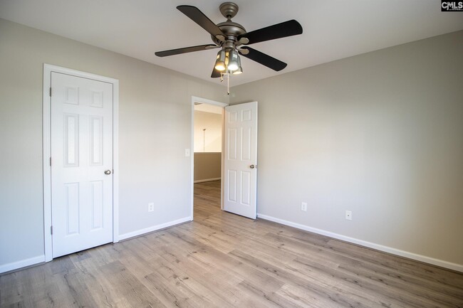 Building Photo - 156 Chesterbrook Ln