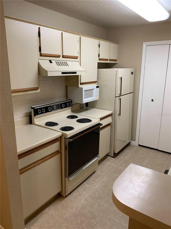 Building Photo - 4350 Perkinshire Ln