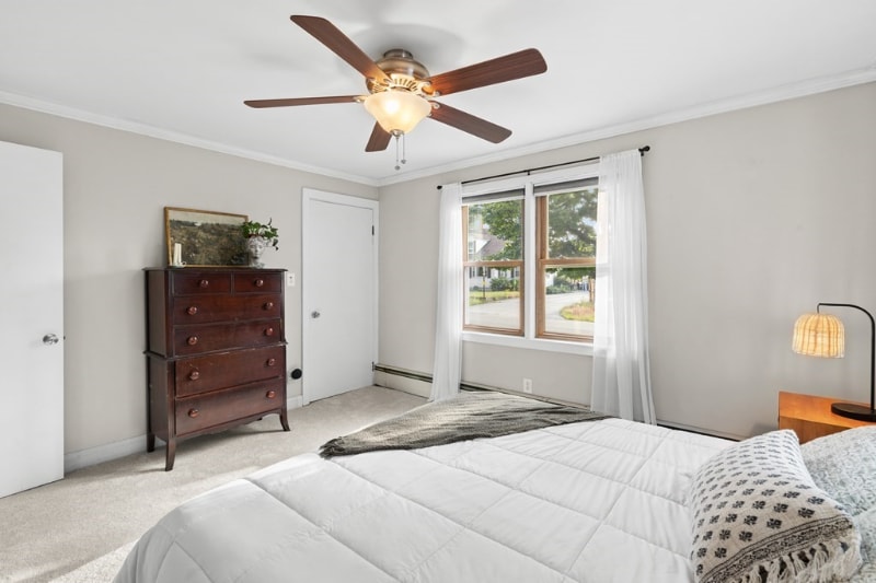 Building Photo - 10 Davignon St