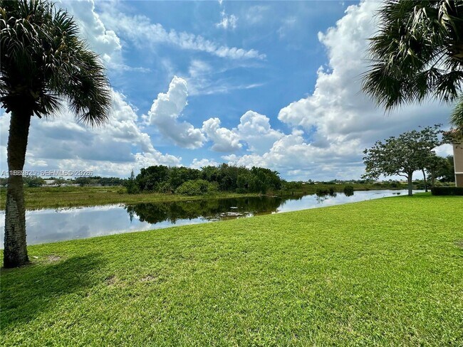 Building Photo - 231 SW 116th Ave