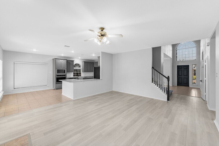 Building Photo - 5200 St Croix Ln