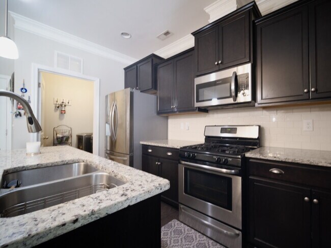 Building Photo - 4190 La Crema Dr