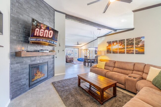 Building Photo - 14350 Ghost Rider Dr