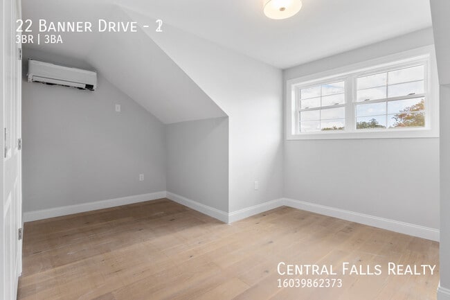 Building Photo - 22 Banner Dr