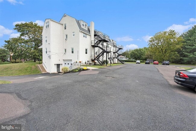 Building Photo - 3868 Germantown Pike