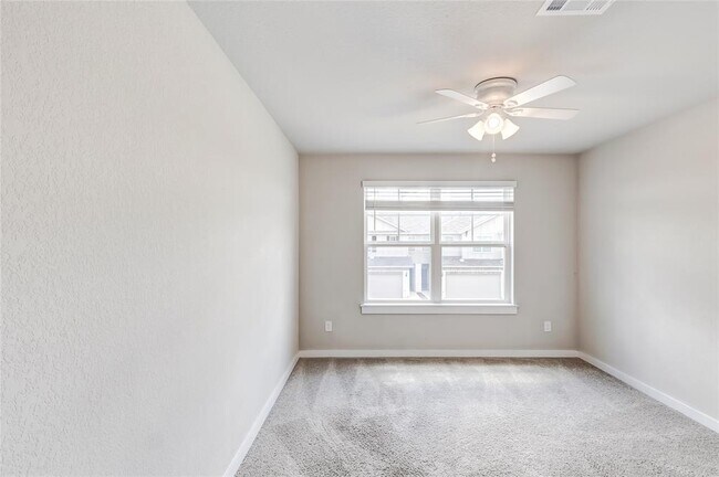 Building Photo - 17200 Crane Fly Dr