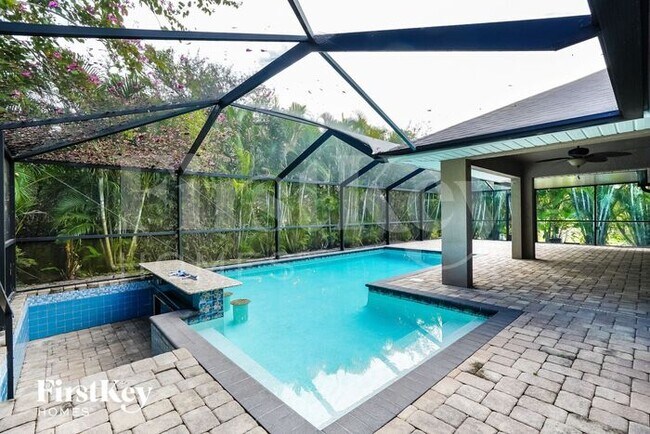 Building Photo - 419 Conlee St