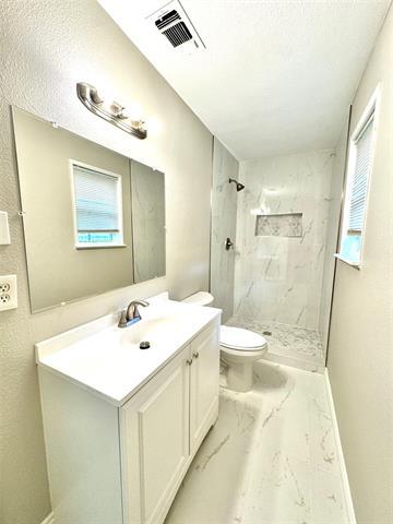 Building Photo - 10415 Losa Dr