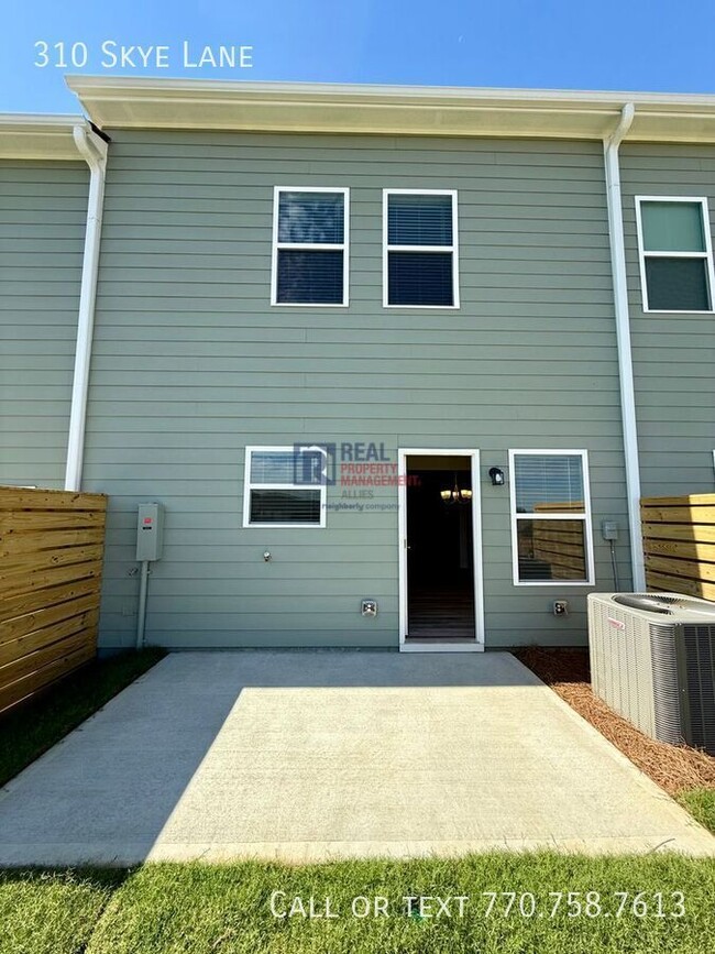 Building Photo - 310 Skye Ln