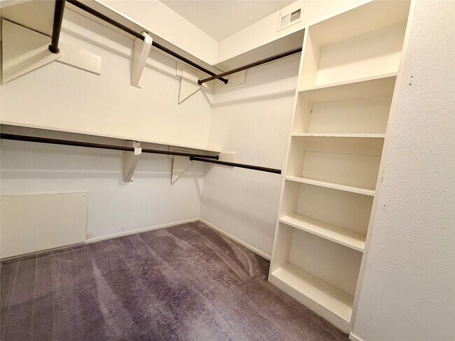 Building Photo - 4503 Medinah Pl