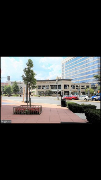 Building Photo - 4515 Willard Ave