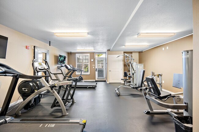 Building Photo - 1441 Central St