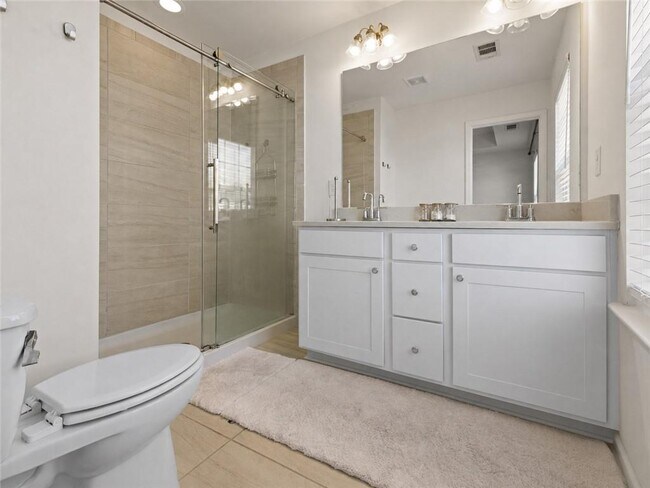 Building Photo - 940 Society Cir