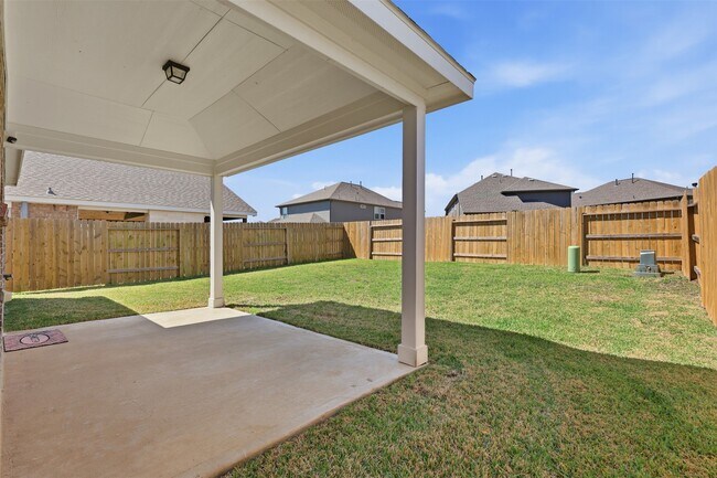 Building Photo - 7415 Casuna Ln