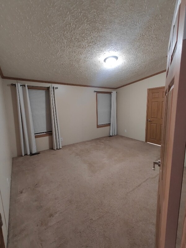 Building Photo - 336 S Moore School Rd