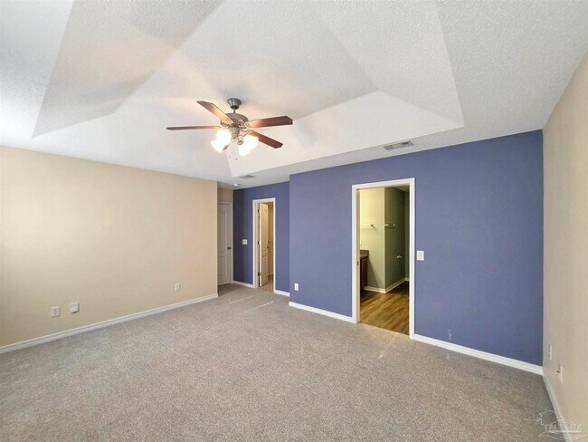 Building Photo - 690 Mozingo Ln
