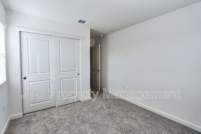 Building Photo - 8312 Whippersnapper Way