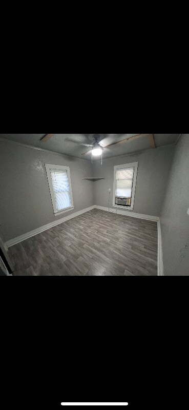 Building Photo - 417 N Linwood Ave