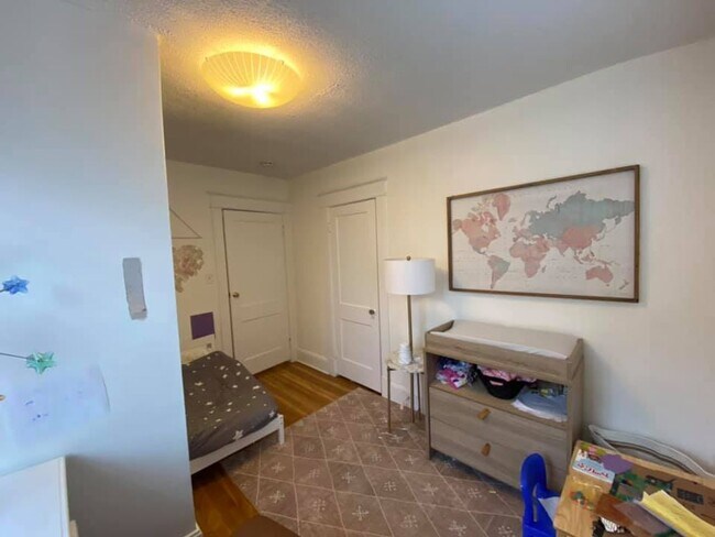 Building Photo - Beautiful 5 Bedroom Single Family Home in Silver Spring!