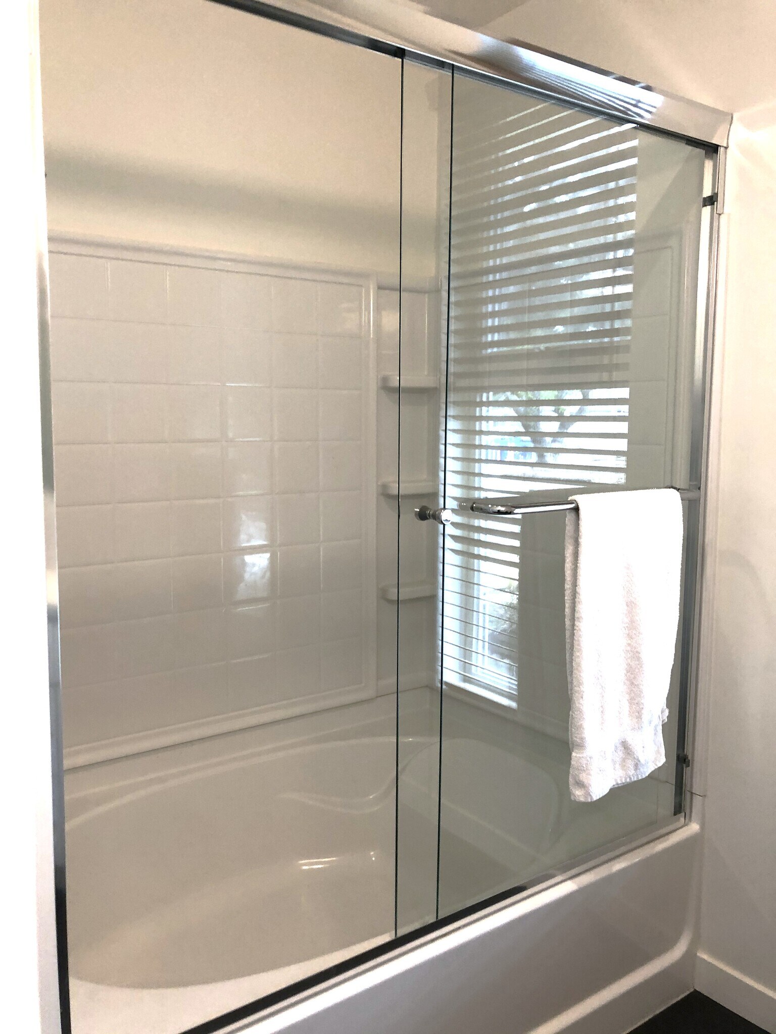 Building Photo - 5601 W 78th St