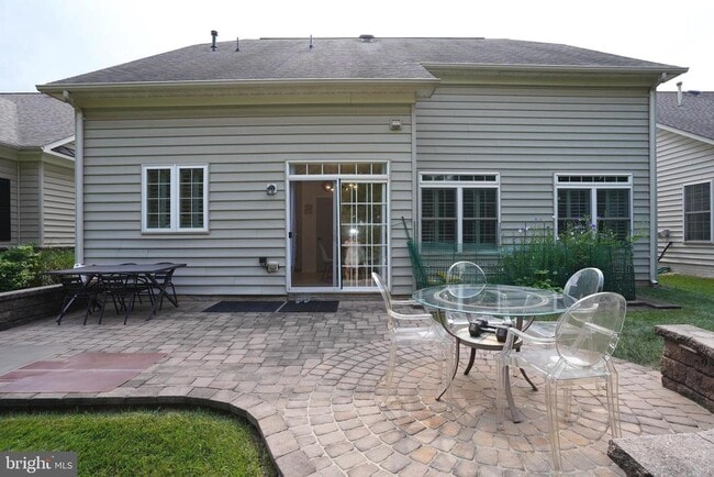 Building Photo - 20779 Crescent Pointe Pl