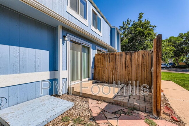 Building Photo - 7971 Chase Cir