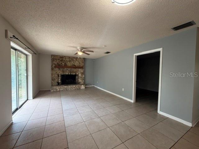 Building Photo - 25946 Pine Ridge Rd