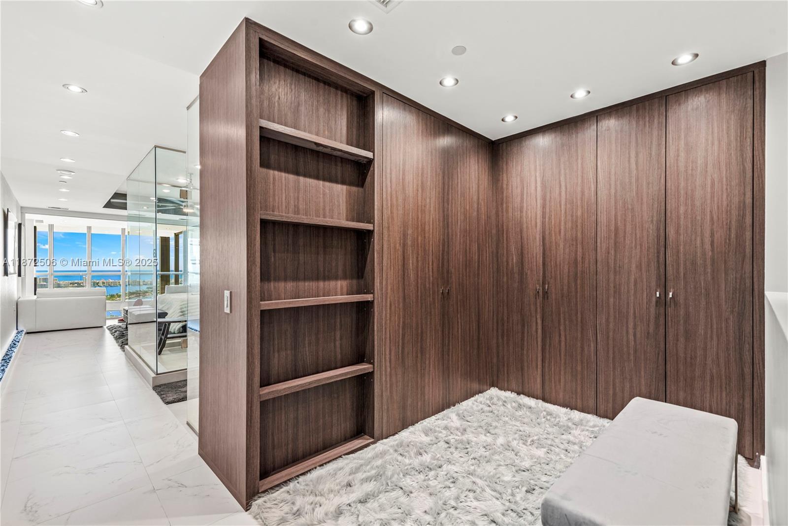 Building Photo - 1100 Biscayne Blvd