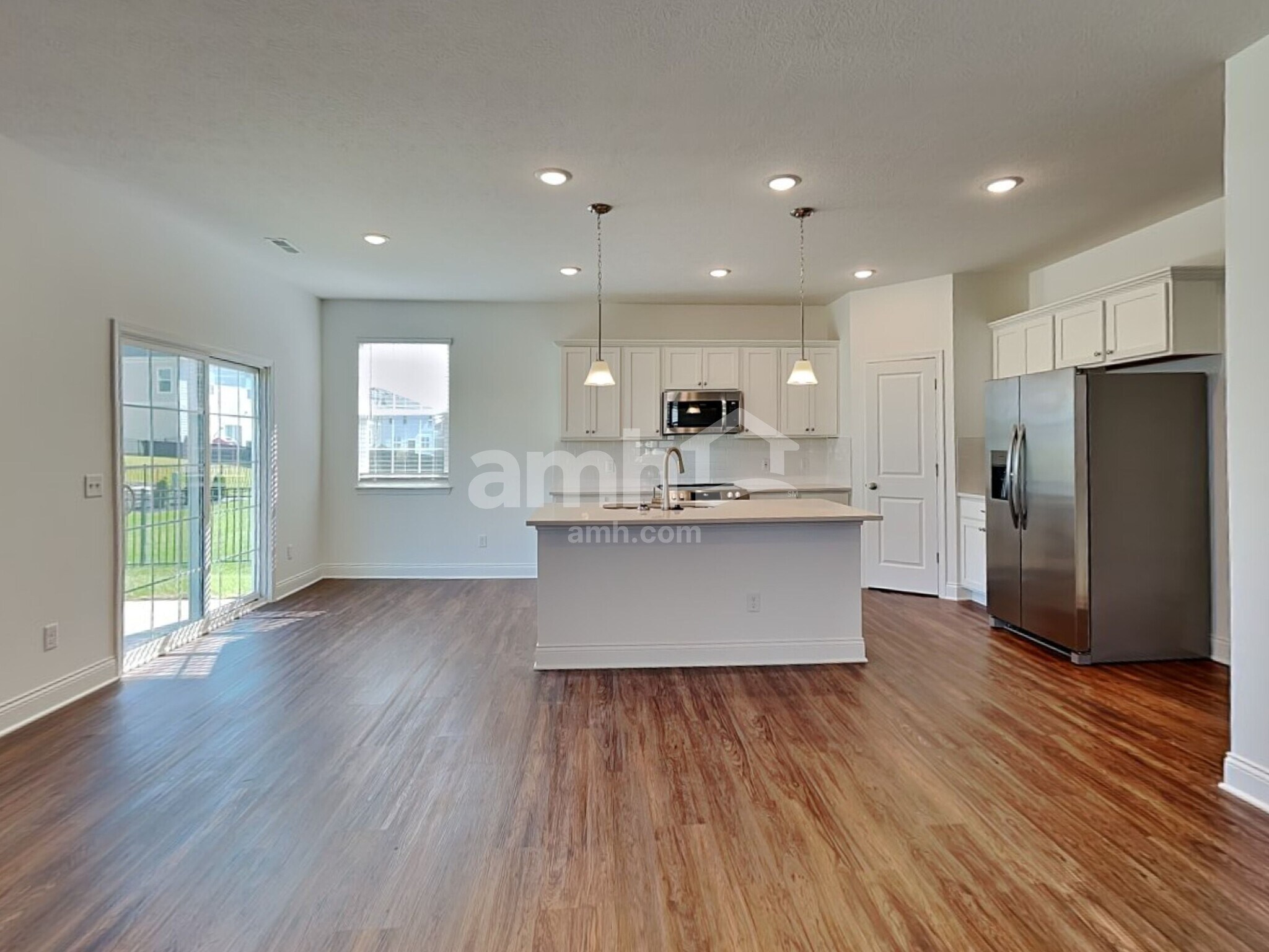 Building Photo - 8383 Merlin Dr