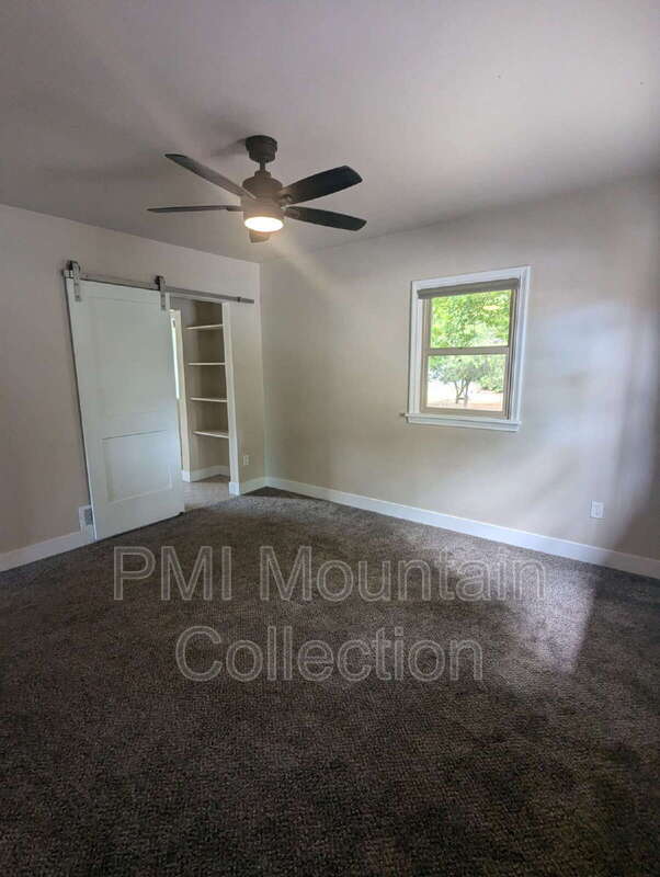 Building Photo - 249 S 400 E